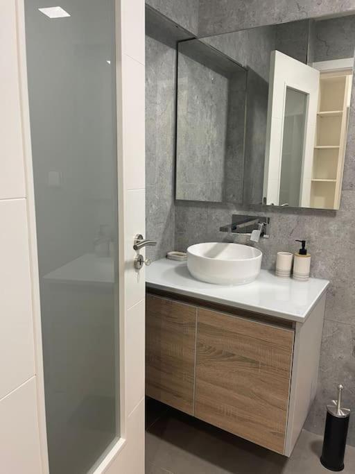 Lovely 2 Bedroom Apartment In South Lisbon Barreiro  Esterno foto